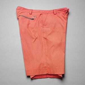 Under Armour Mens Size 36 Plaid Golf Shorts Coral Grey Performance Tech